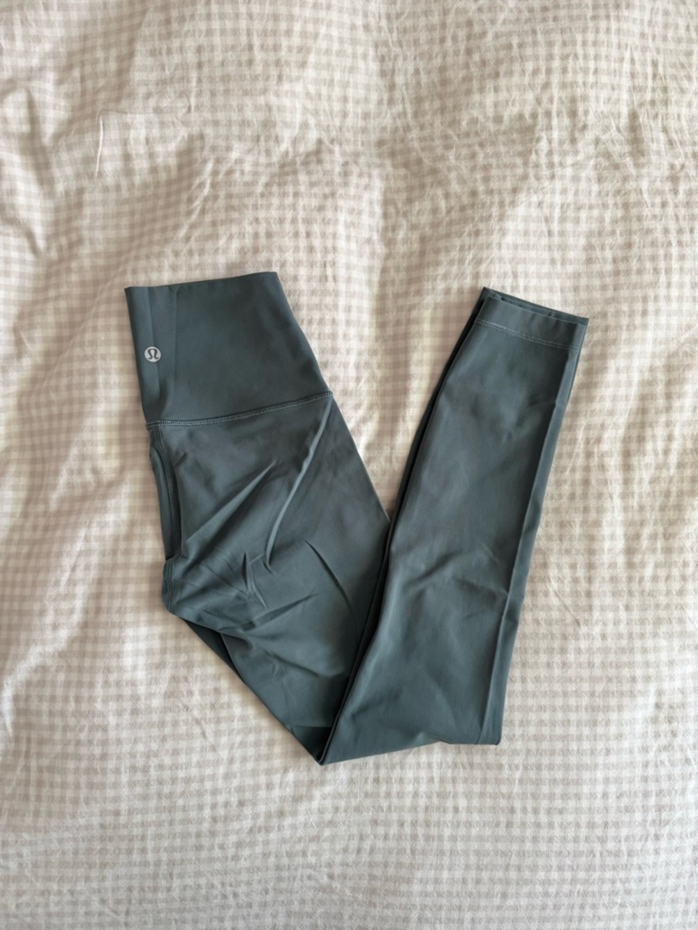 Lululemon Wunder Under Hi-Rise 7/8 Tight *Full-On Luxtreme 25"